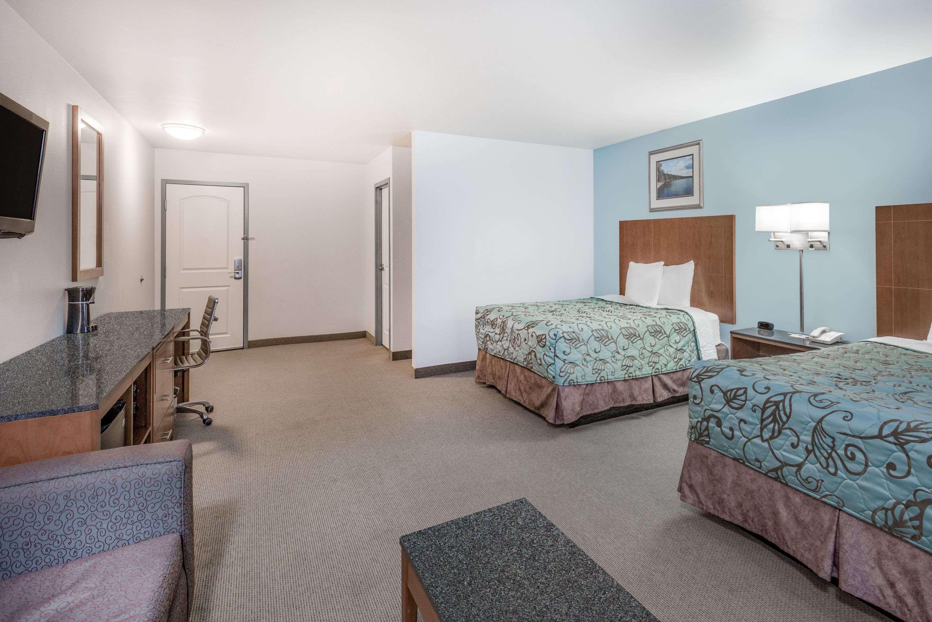 Days Inn By Wyndham Watertown Fort Drum Evans Mills Εξωτερικό φωτογραφία