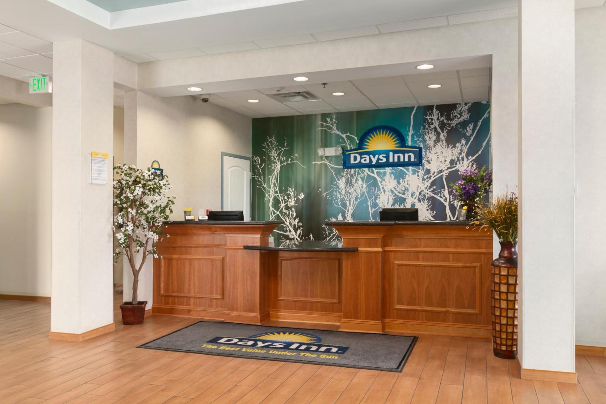 Days Inn By Wyndham Watertown Fort Drum Evans Mills Εξωτερικό φωτογραφία